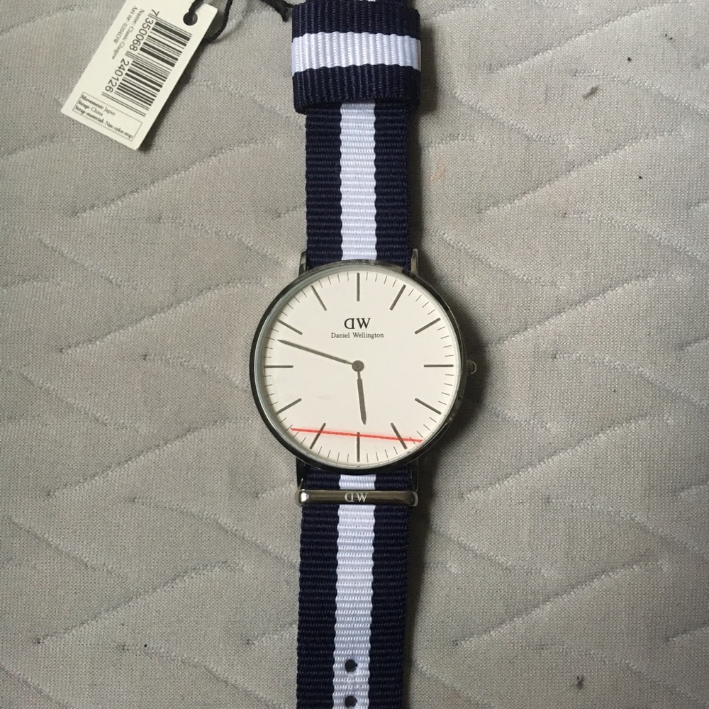 DW Classic Glasgow 40MM (Men or Women)